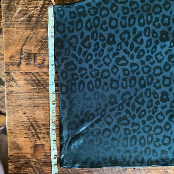 Entro Women's Leopard One Shoulder Top - Picture 12 of 16